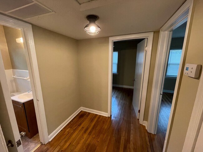 Photo - 2 Bedroom Condo Near FSU