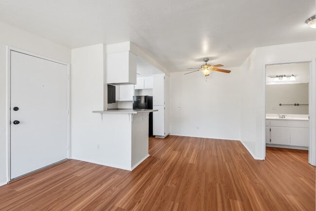 215 Woodland Pky Unidad 201