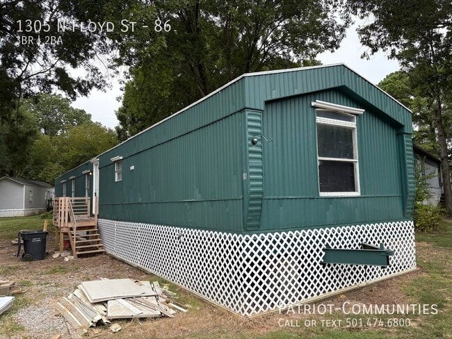 Building Photo - 1305 N Floyd St