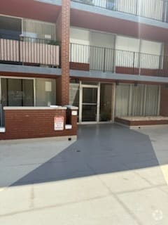 Building Photo - 446 Hoodridge Dr Rental