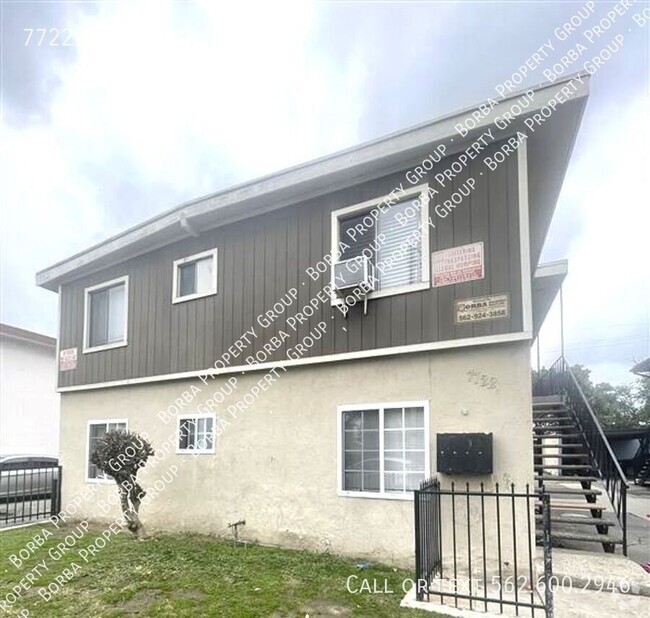 Building Photo - ****STUNNING 2BEDROOM | 1 BATH APARTMENT W... Unit B