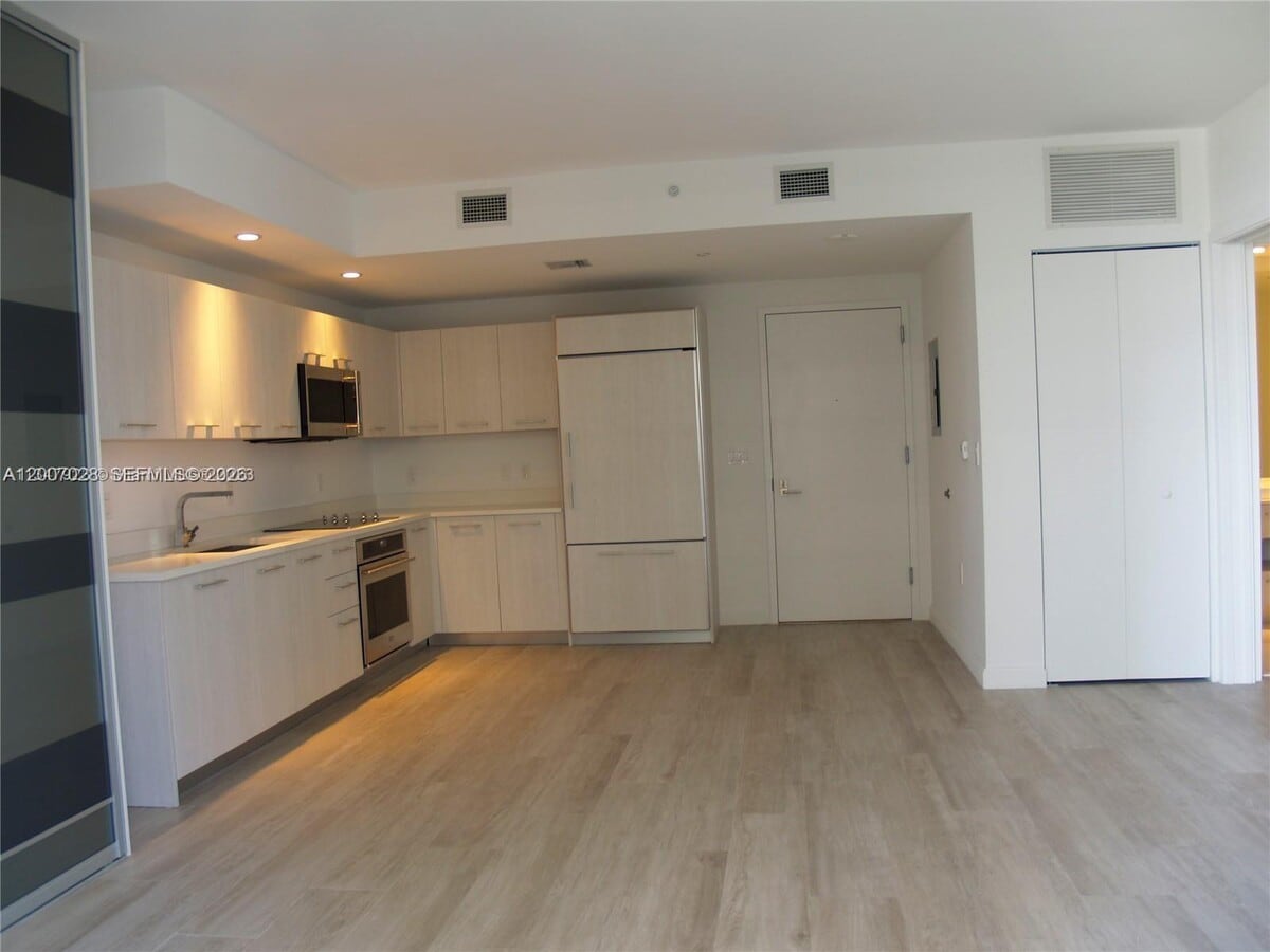 Photo - 55 SW 9th St Unit 2502
