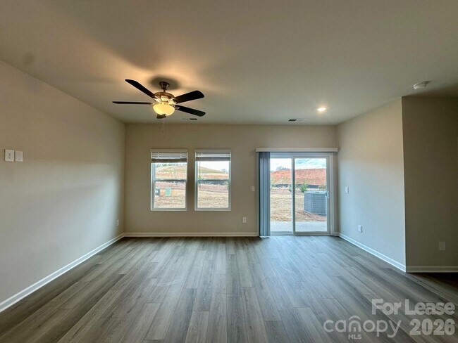 Photo - 4130 County Down Ave