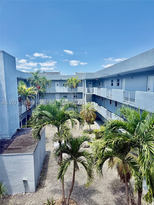 Photo - 1755 W 60th St Unit D312