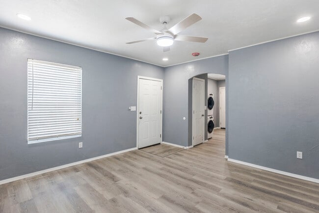 Photo - 1016 S Chester St