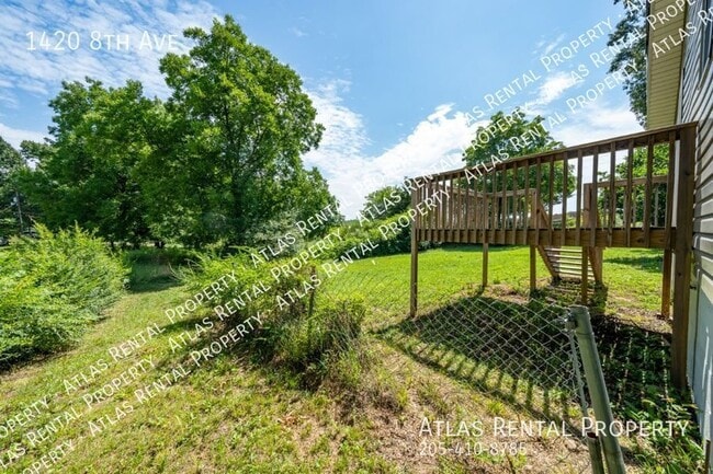 Photo - 1420 8th Ave