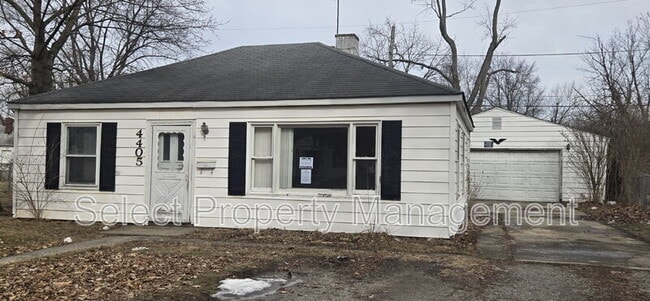 Building Photo - 4405 S Colonial Ave