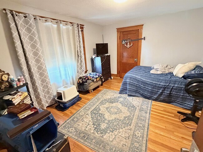 Photo - 130 Bonner Ave Unit 1