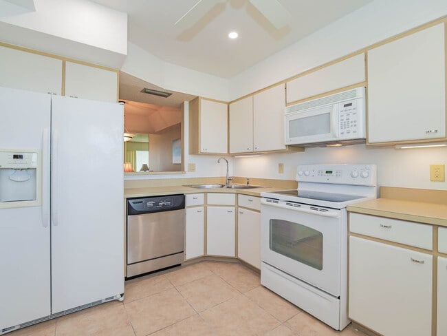 Photo - 3939 Ocean Dr Unit # PH8