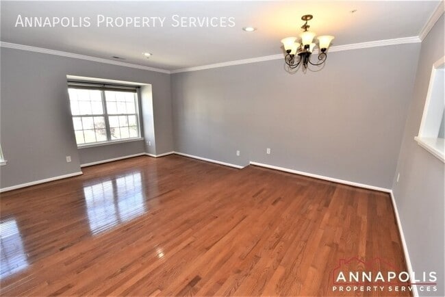 Photo - 109 Pinecove Ct