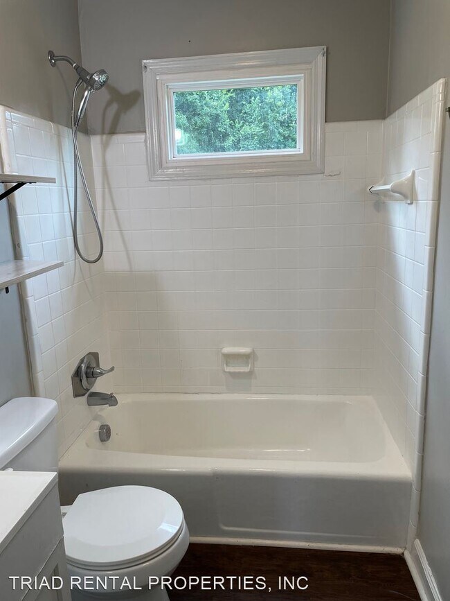 2 br, 1 bath House 613 E. CARDINAL ST Rental For Rent in Siler City