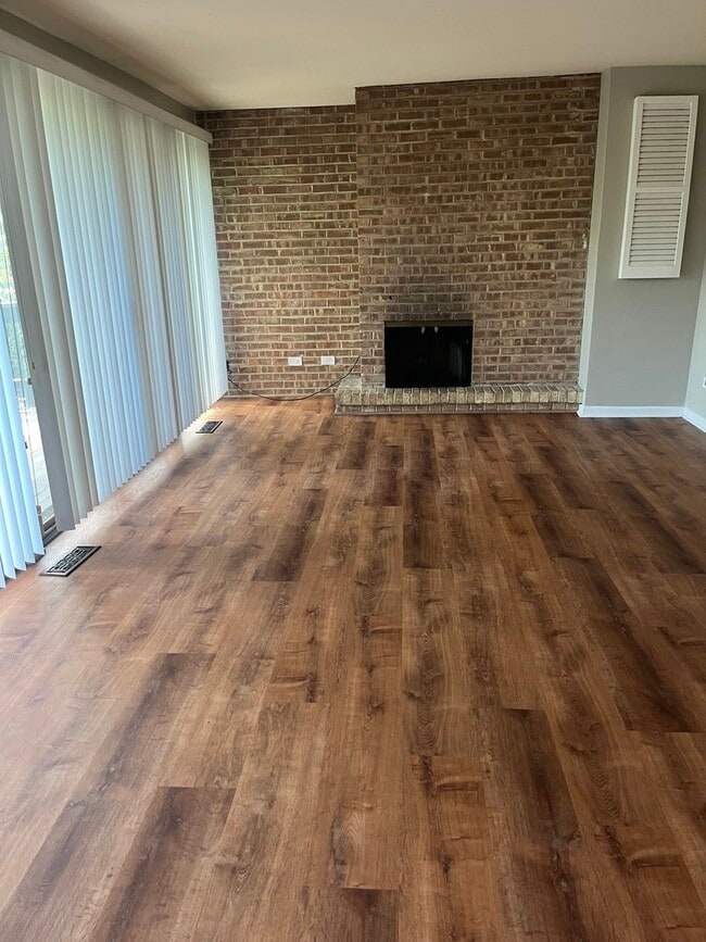 Photo - 5515 E Lake Dr Unit D