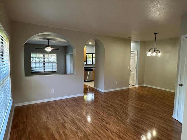 Photo - 30117 Mossbank Dr