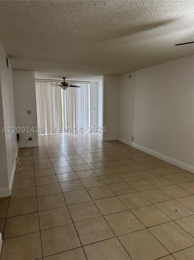 7760 NW 50th St Unit 107