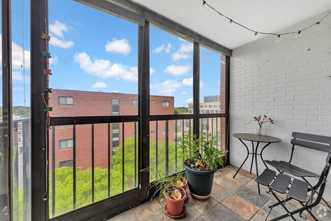 Building Photo - 1580 Massachusetts Ave Unit 8E Rental