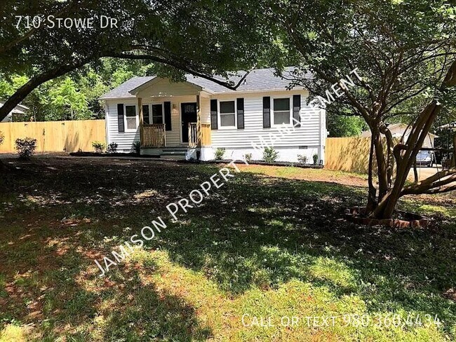 710 Stowe Dr