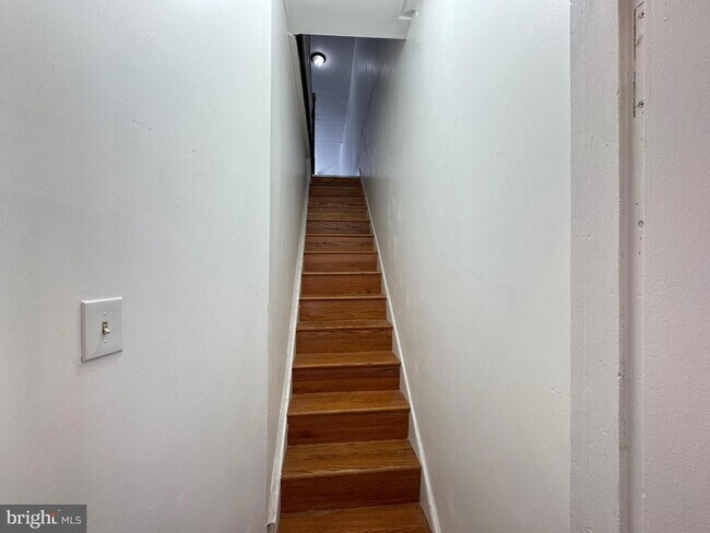 Photo - 325 N Preston St