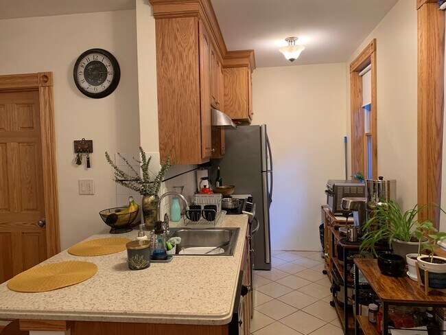 Photo - 19 Phillips St Unit 1