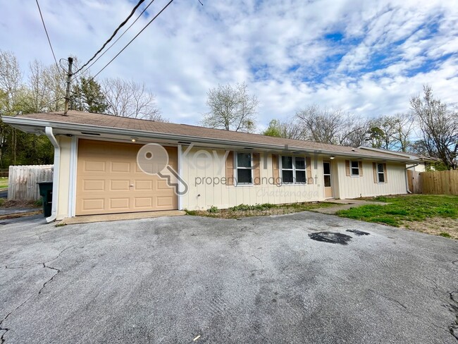 Photo - 801 Ely Rd