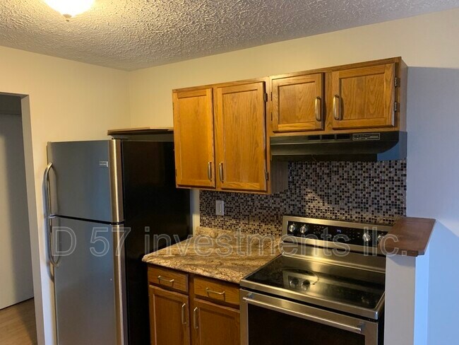 Photo - 9513 Woodland Hills Dr