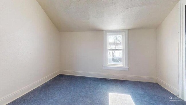 Photo - 131 Emerson St