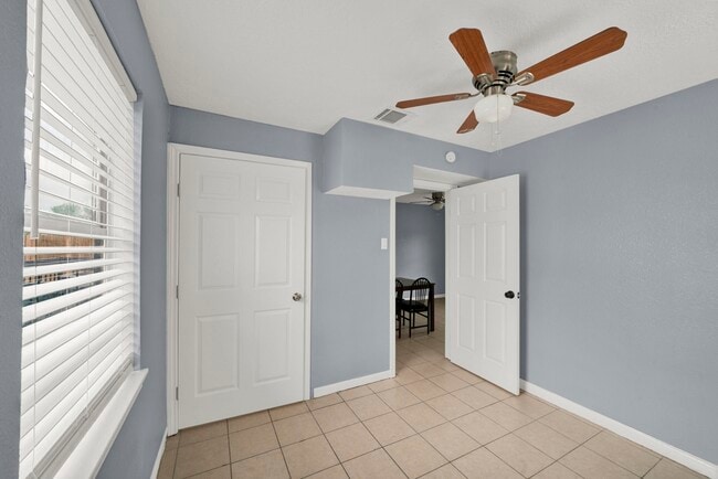 Photo - 1009 Beverly Ave Unidad C
