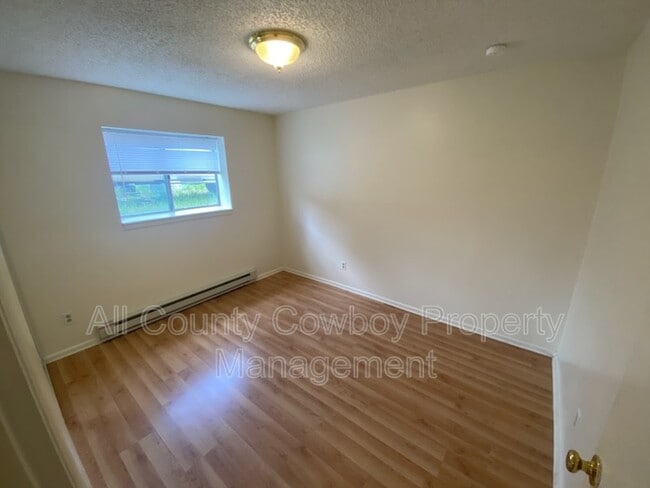 Photo - 704 Ferris Ct Unidad Apt. 3