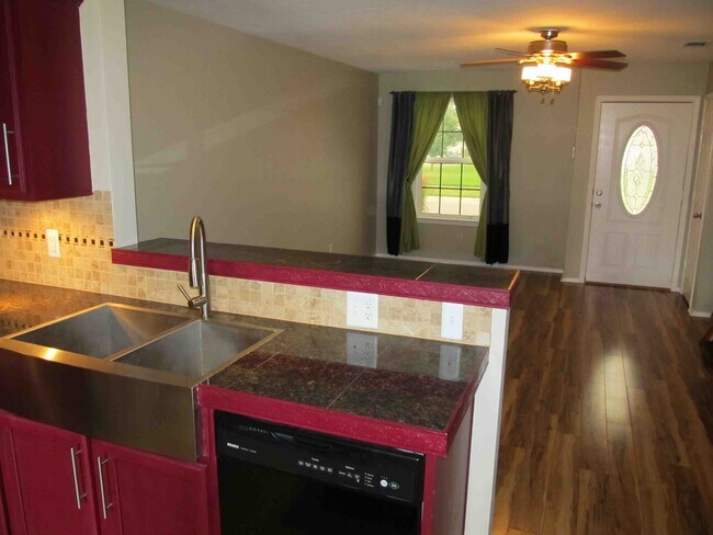 Photo - 2804 Blackburn Dr