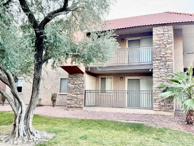 Photo - Las Vegas Guard-Gated Condo for Rent | Bella Vita Community | 1 Bedroom Upstairs Unit Unit #282