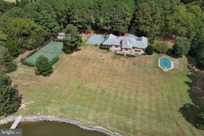 Photo - 9338 Bantry Rd