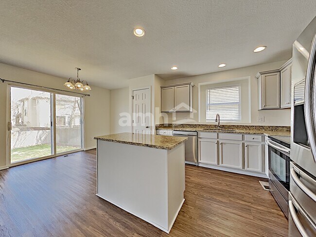 Photo - 9853 E 112th Dr