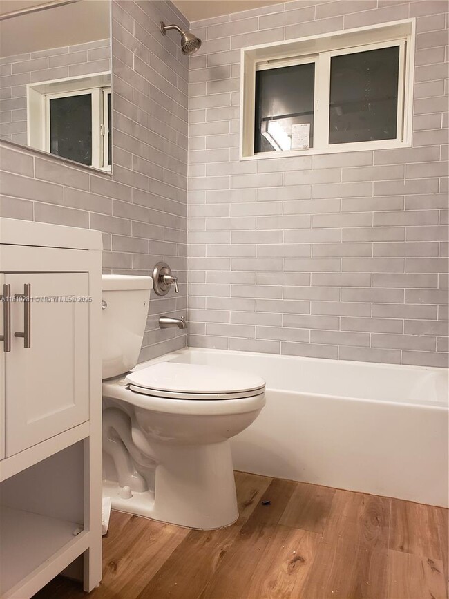 Photo - 234 Sidonia Ave Apartment Unit x