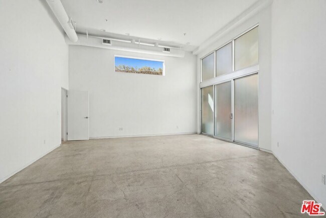 Photo - 2100 Abbot Kinney Blvd Unit 7