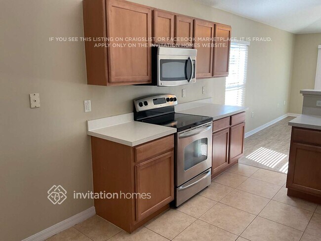 Photo - 3468 Sepia St