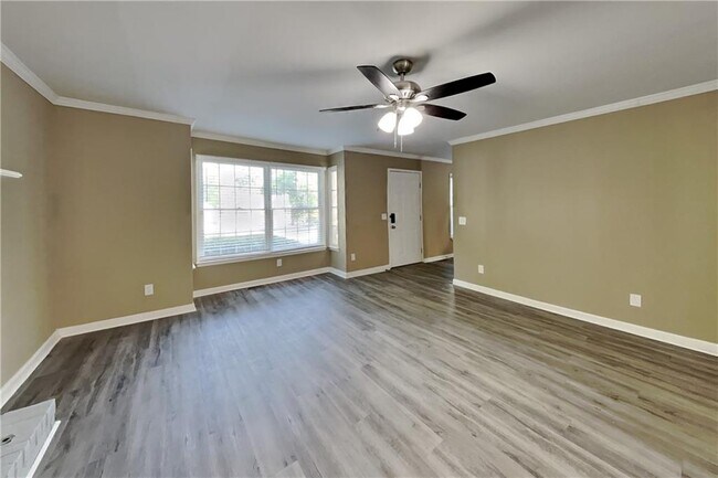 Photo - 2105 Cornerstone Ln S W