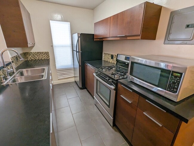 Photo - 8120 Norton Ave Unit 2