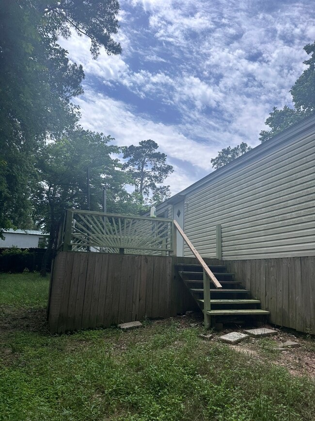 Photo - 20183 Lakeway Ln