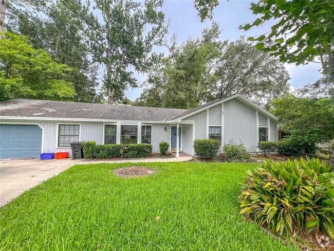 Building Photo - 6003 NW 36th Pl Rental