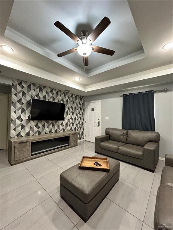 Photo - 12 N Ebony St