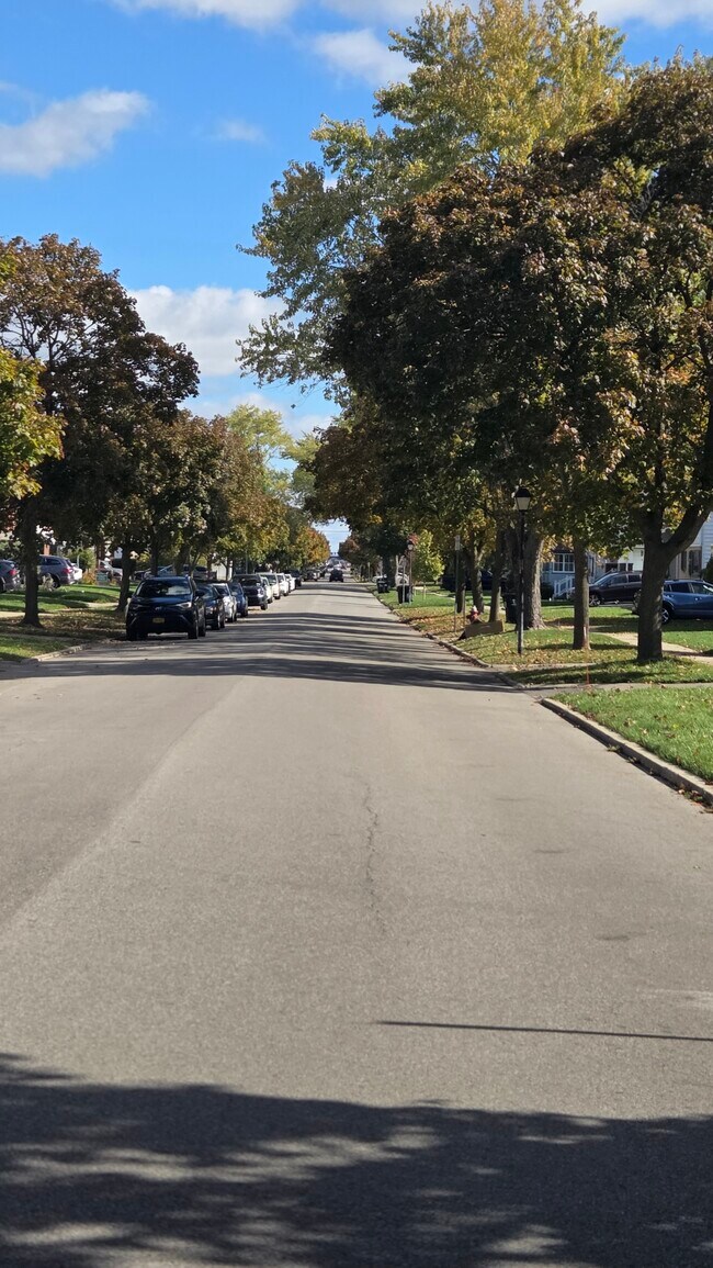 Photo - 247 School St Unit 2 upper