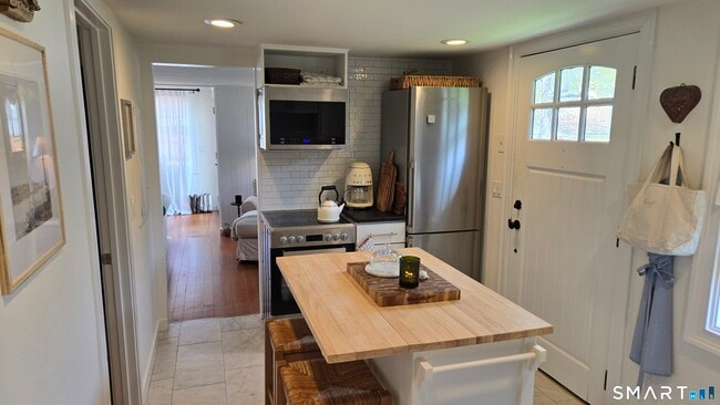 Photo - 5 Rowland Pl