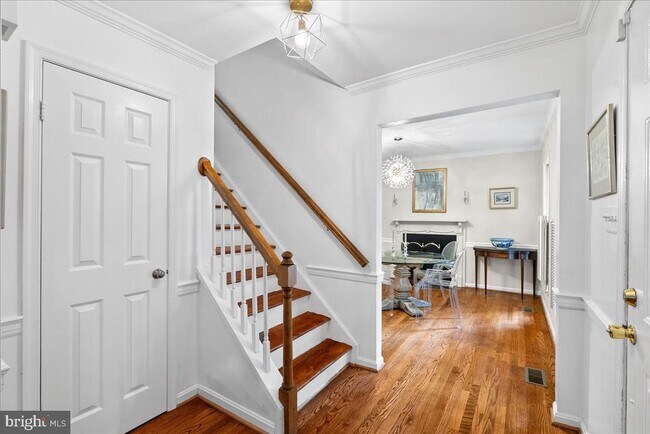 Photo - 2085 Cobblestone Ln