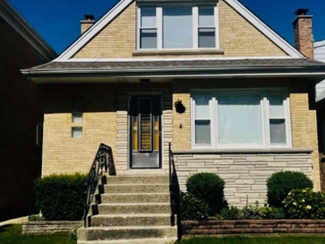 Building Photo - 5530 N Major Ave Unit 2