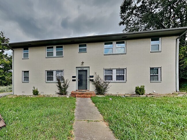 Building Photo - 7745 Madrid Ave Unit Apt D