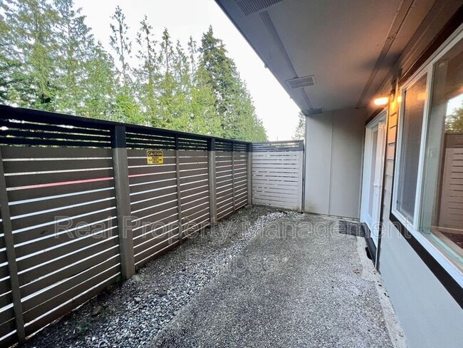 Building Photo - 9523 NE 180th St Unit #A103 Rental