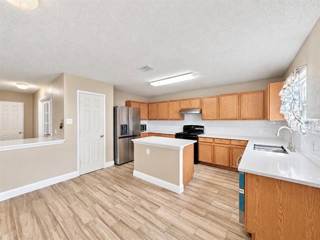 14800 Ledgeview Ct