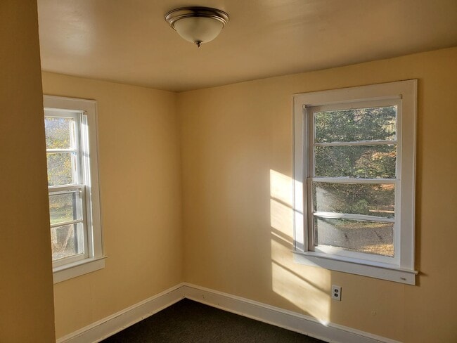 Photo - 2bd/1ba Near Downtown Greenville