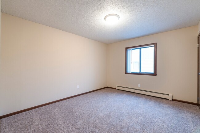 Bismarck, ND Newgate Apartments | Bedroom
