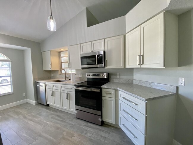 Photo - 1018 Spring Landing Dr