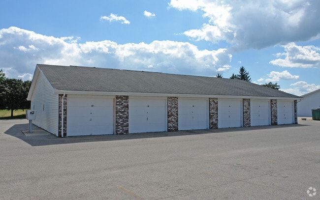 Photo - Greenbriar Apartments